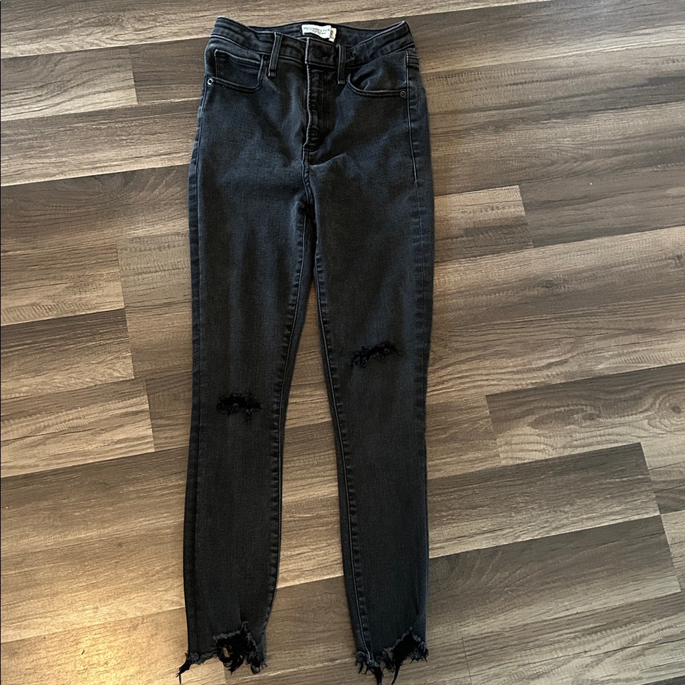Abercrombie & Fitch Curve Love Super Skinny Ankle High Rise Jeans - Black